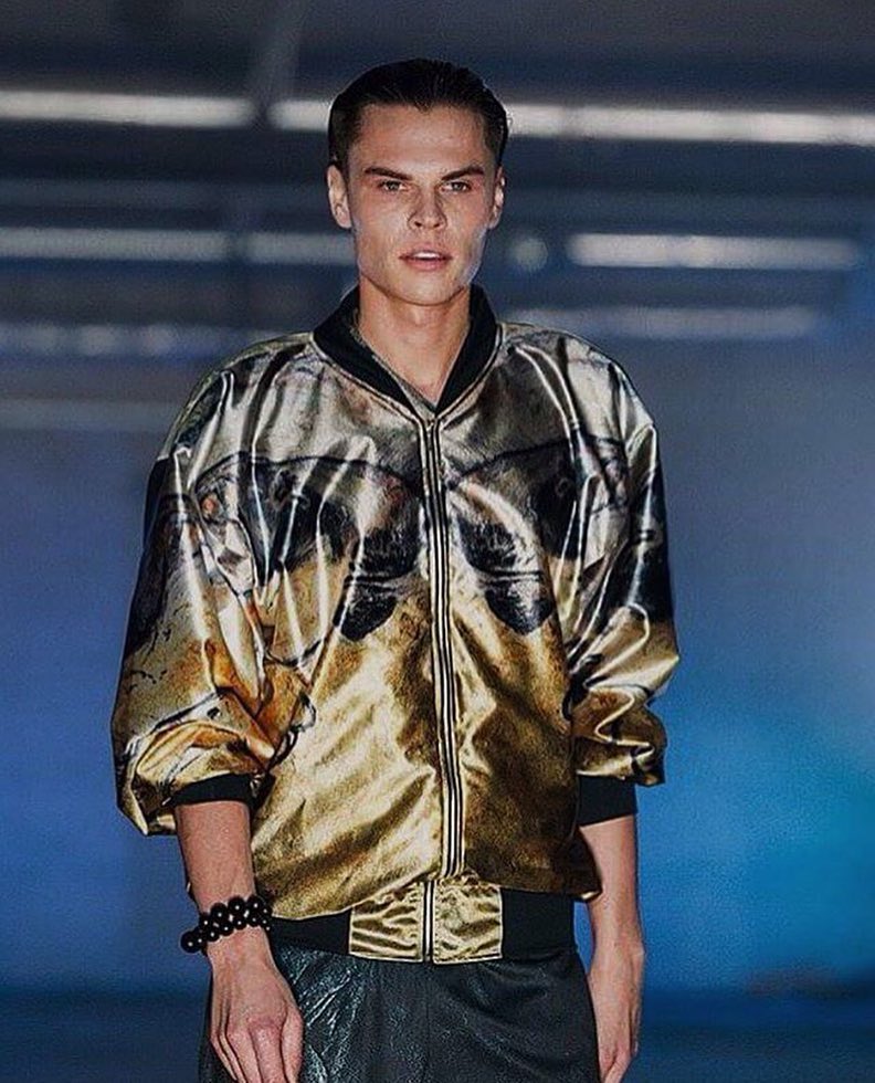 VYTENIS on the runaway for Aleksandras Pogrebnojus fashion show SS’17 🔝😎 #wea…