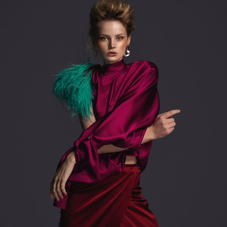 KAROLINA M for designer @junescario 🤗 #wearesupermodels #supermodels #fashion…