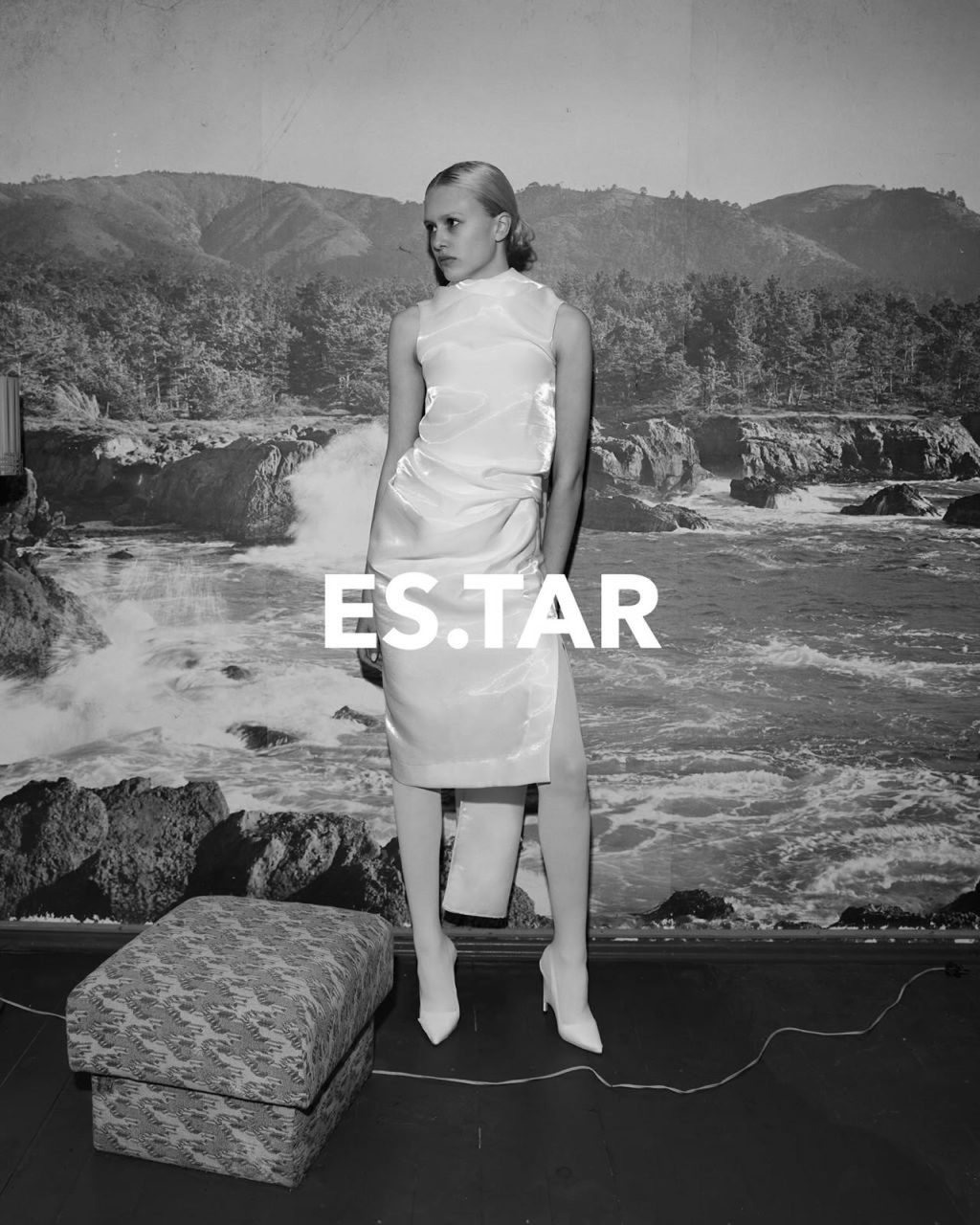 confident gaze of KARINA for @es.tar_official ♠️