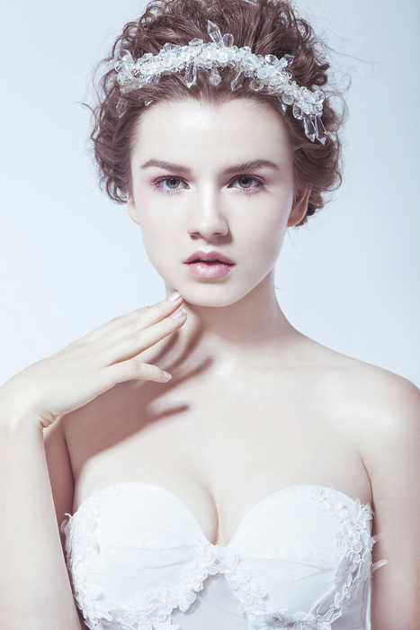Our romantic new face Juste for wedding catalog