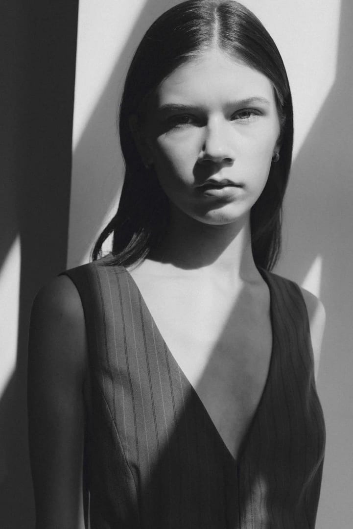 Simona B.