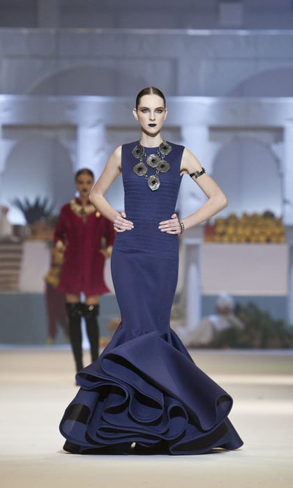 Supermodels faces in Juozas Statkevicius S/S'15 fashion show!