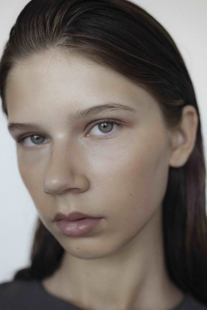 Simona B.