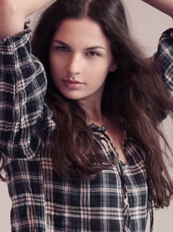 Agnė išvyksta į Kiniją (ILOOK)