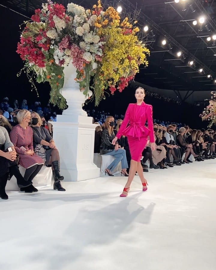 Supermodels walking for @juozasstat_official SS’22 collection 🌸