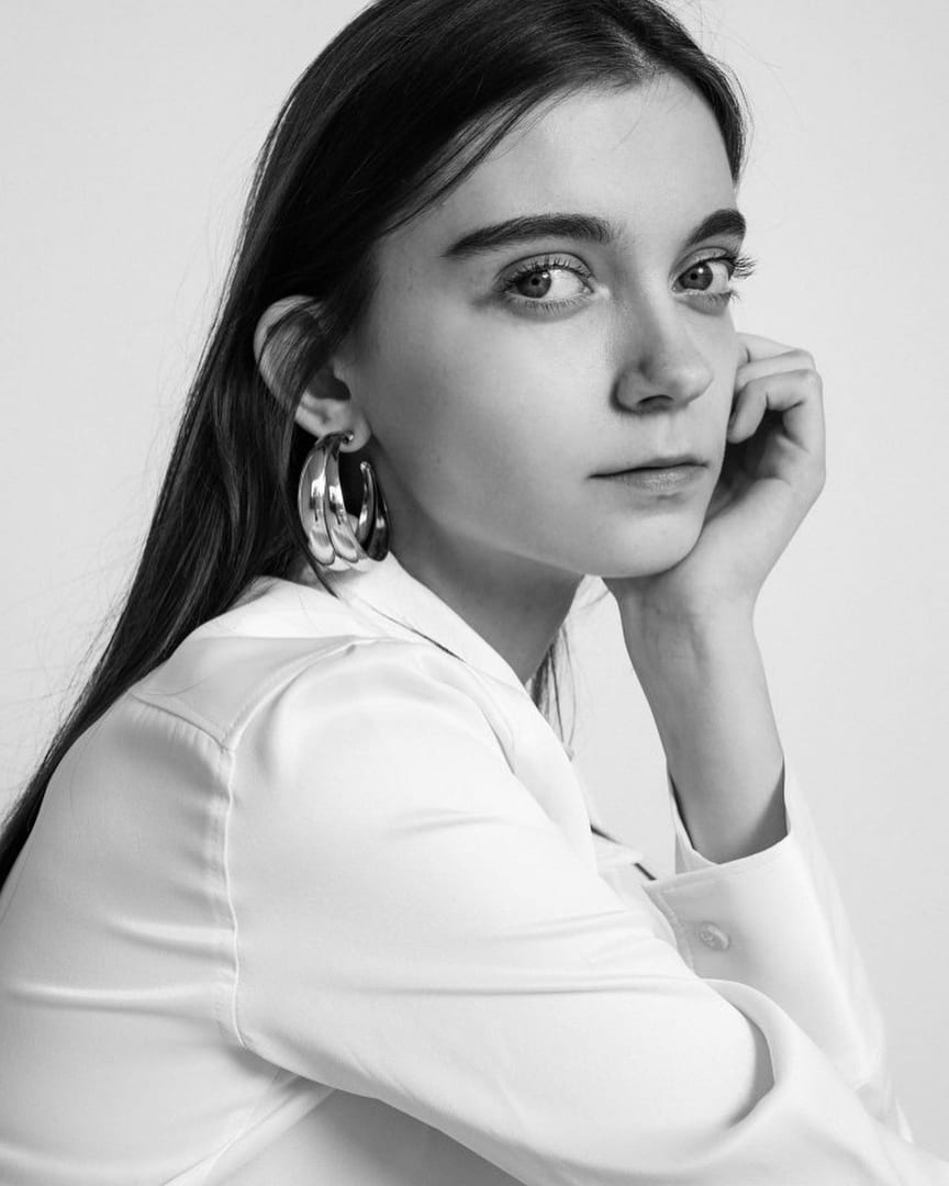 Freshness and transparent beauty🖤New Face Urtė