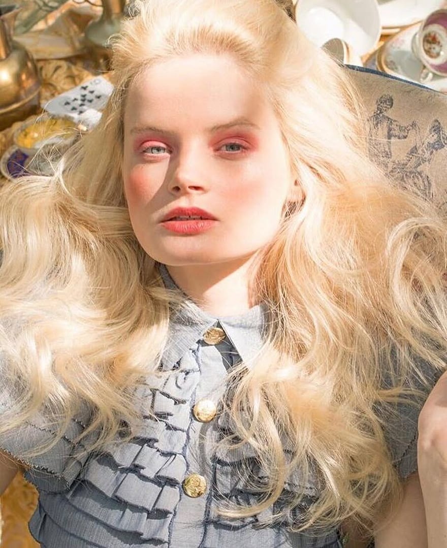 KAROLINA M for Alice in the Wonderland for @vistelacalle 👸🏼💋 #wearesupermodel…