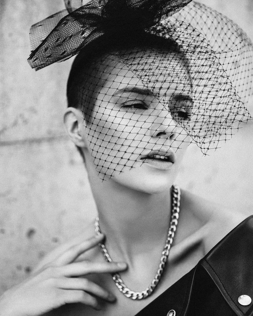 Lady for EDITORIAL