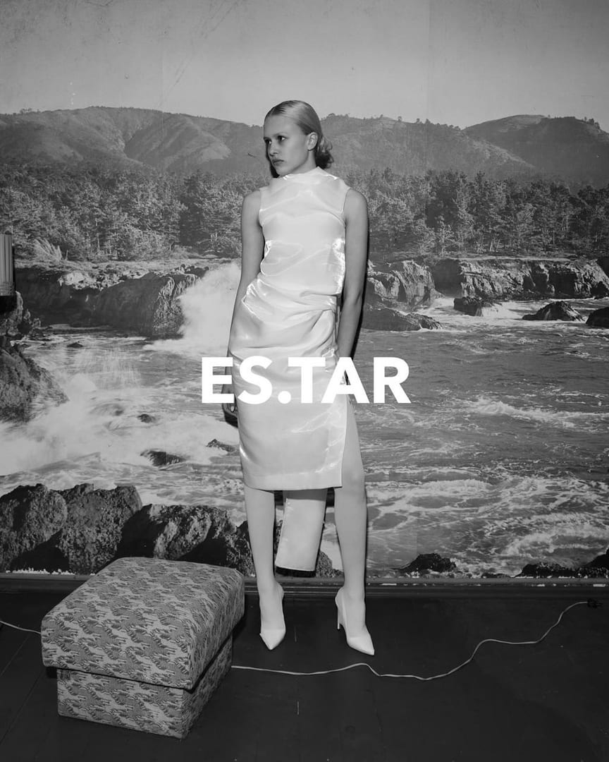 confident gaze of KARINA for @es.tar_official ♠️
