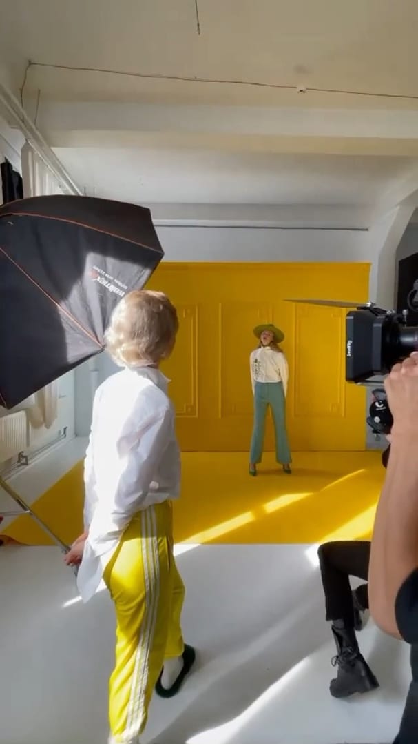Backstage of @bajoras_bespoke shoot 💛 model @ugne_butkute