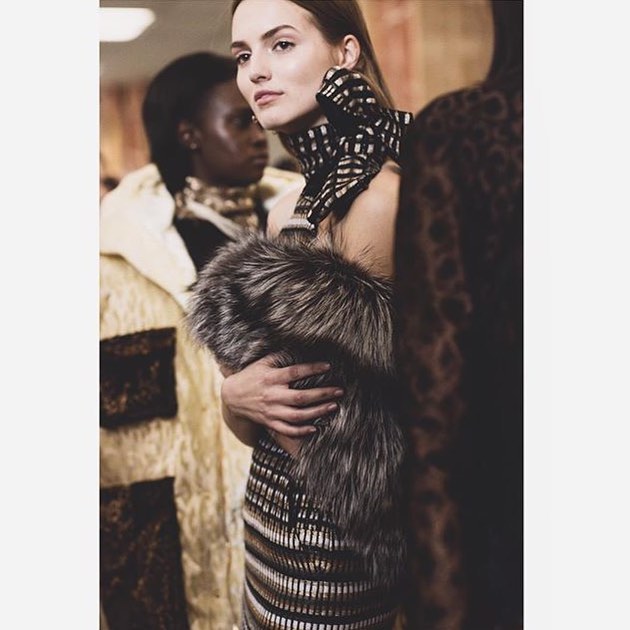 Stunning Agne K for Sophie Theallet show in New York Fashion Week! 💥🎉❤️ #bacs…