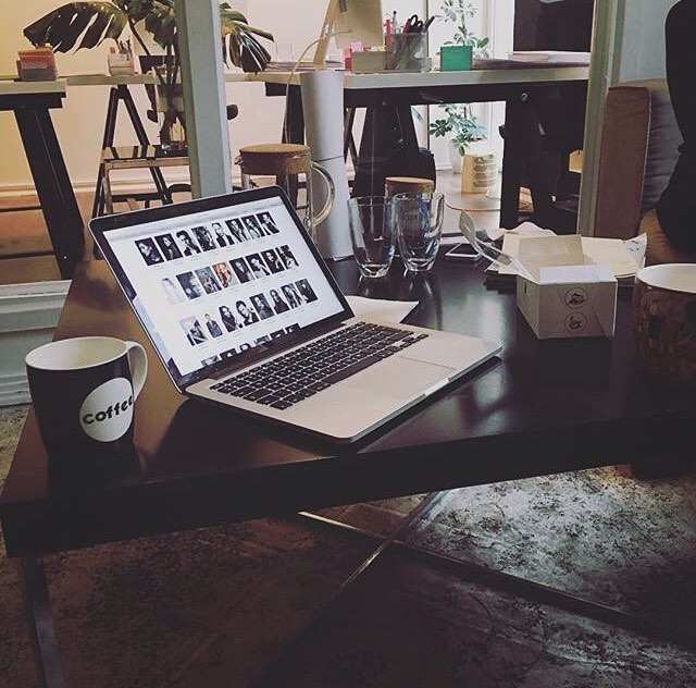 Our busy mornings at Supermodels office ☕️👯⭐️❣ #supermodels #agencylife #mode…