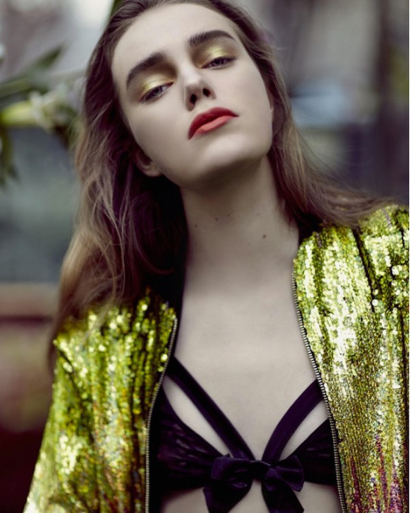 Ugne V @ugnevalen_ for VANIDADES magazine in Chile!!! 💄👑❤️ #wearesupermodels …
