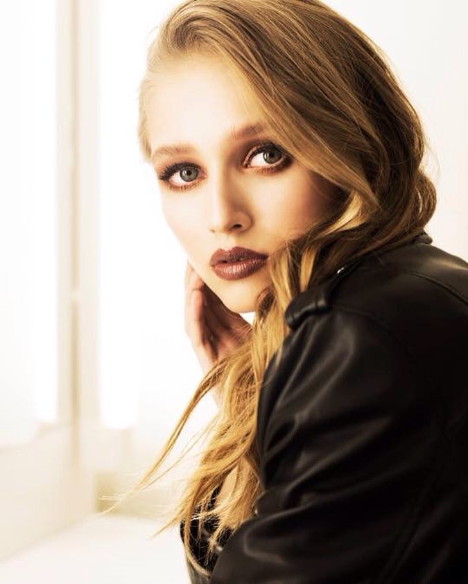 Amazingly beautiful Zaneta by make up artist Jurga Kartu @jurgakartu & photog…