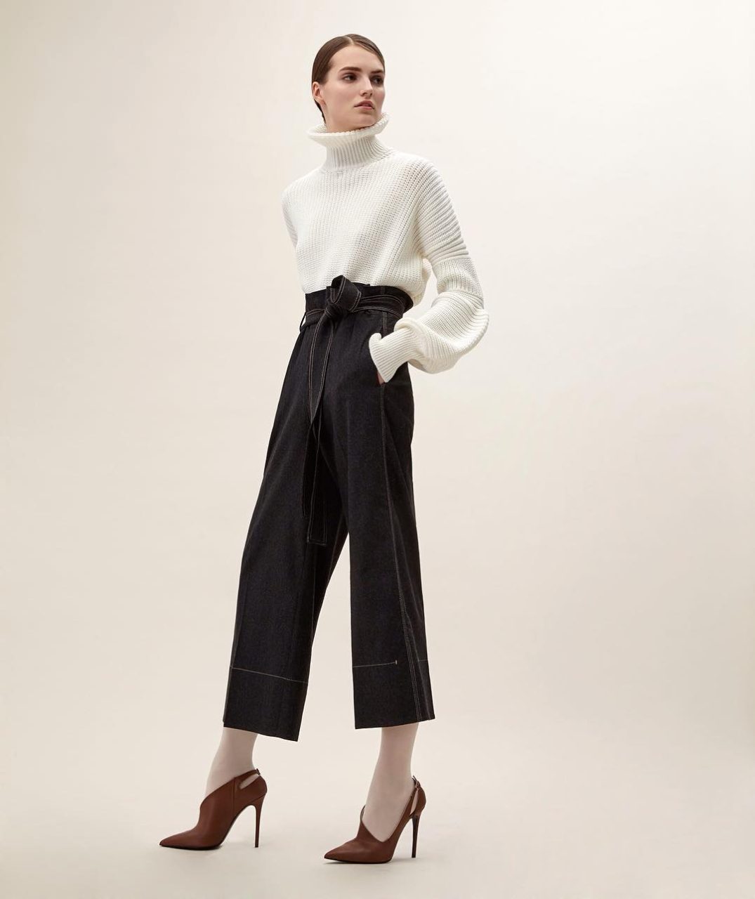 Agne Konciute @agnekonciute for Aquilano Rimondi Pre-Fall 2017 Collection 🔝#w…
