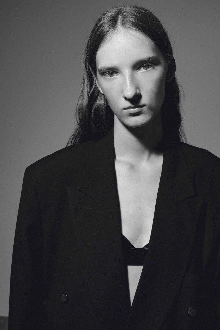 Elze G.